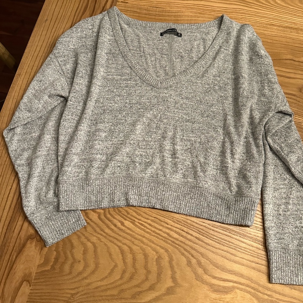Abercrombie & Fitch Sweater
